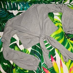 🛑SOLD🛑Balloon Sleeve wrap Crop Top